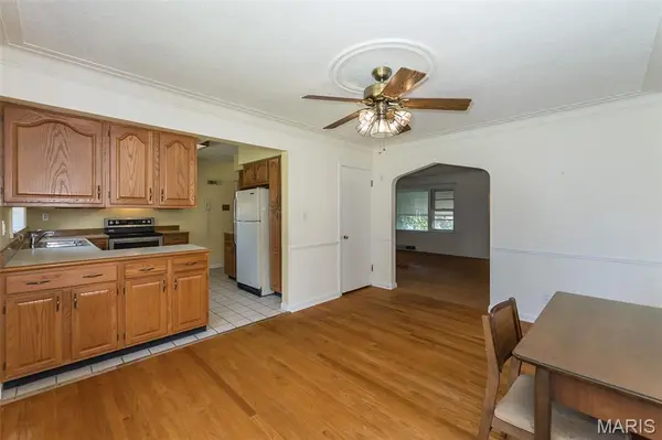 9903 Vasel DR, Unincorporated, MO 63123