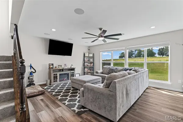 16769 River Stone DR, Florissant, MO 63031