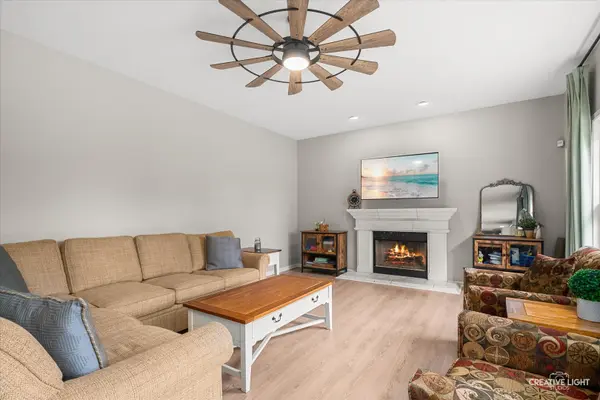 0S601 Preston CIR, Geneva, IL 60134