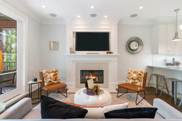 722 W ALDINE AVE #3W, Chicago, IL 60657