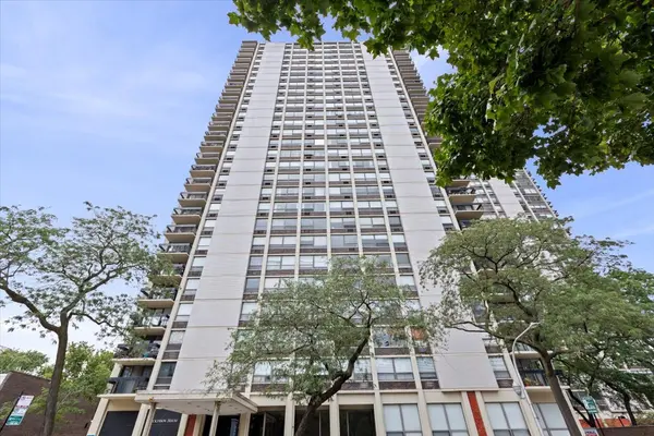 1355 N Sandburg TER #2801D, Chicago, IL 60610