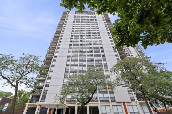 1355 N Sandburg TER #2801D, Chicago, IL 60610