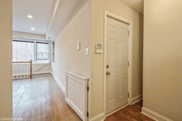 2417 N ridgeway #1, Chicago, IL 60647