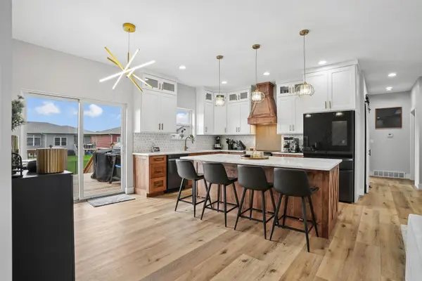 4210 Shocker RD, Cedar Falls, IA 50613