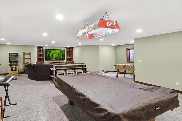 11 Moon CIR, Saint Cloud, MN 56301