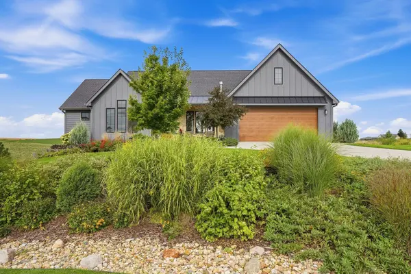 6328 Paint RD NW, Byron, MN 55920