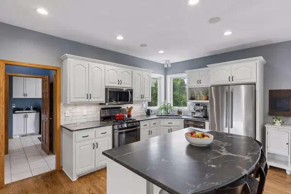1362 Timberwolf TRL, Lino Lakes, MN 55038