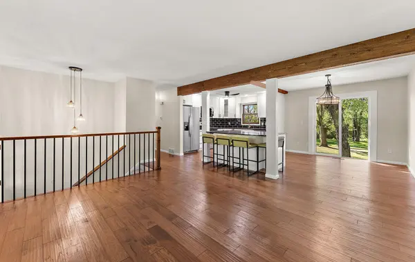 18421 Country Squires CIR, Prior Lake, MN 55372