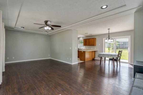 107 Meadow LN, Janesville, MN 56048