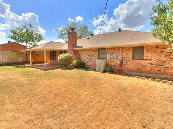 3720 Rolling Lane CIR, Midwest City, OK 73110