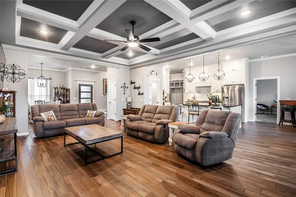 713 Bison Crossing DR, Yukon, OK 73099
