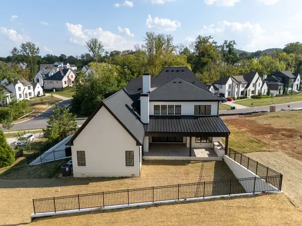 1580 Eastwood Dr, Brentwood, TN 37027