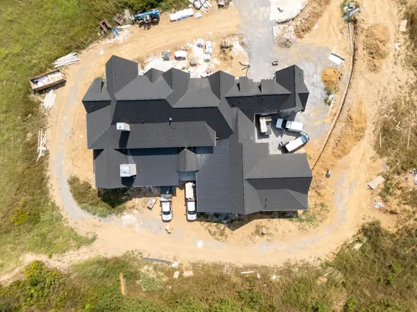 7019 Belcastle Lane, College Grove, TN 37046