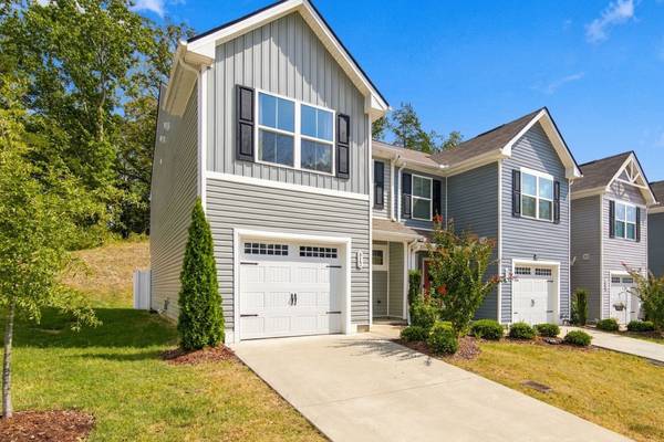 612 Woodall Ridge Dr, Lebanon, TN 37090