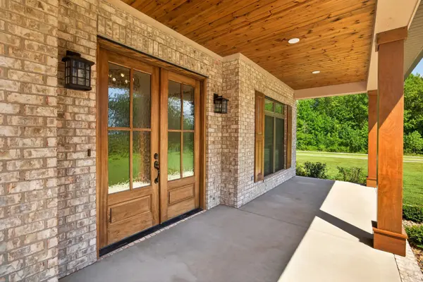 4197 Cowan Rd, Cookeville, TN 38506