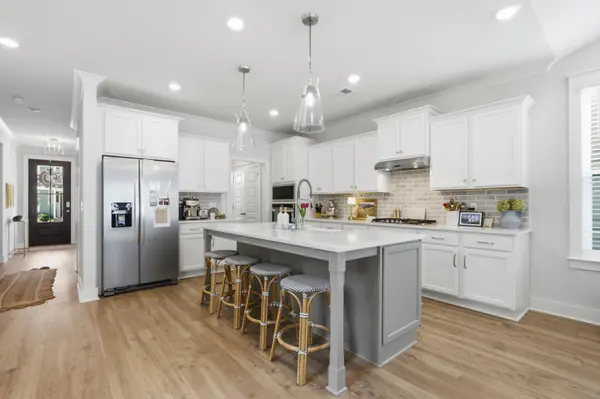 240 Southmen Ln, Spring Hill, TN 37174