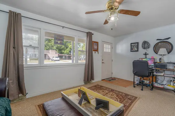 1344 Woodlawn AVE, Mt Vernon, MO 65712