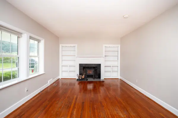 409 E Shore DR, Spartanburg, SC 29302