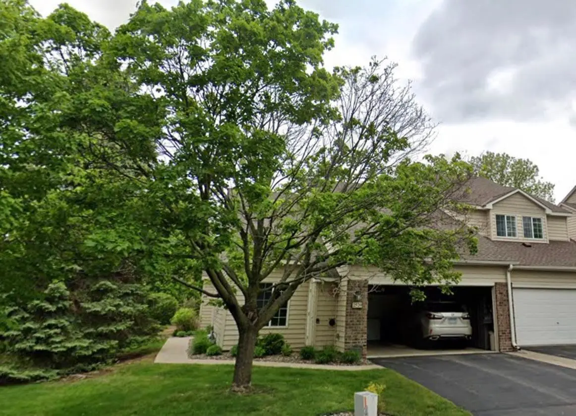 2520 Claremont DR #17, Mendota Heights, MN 55120