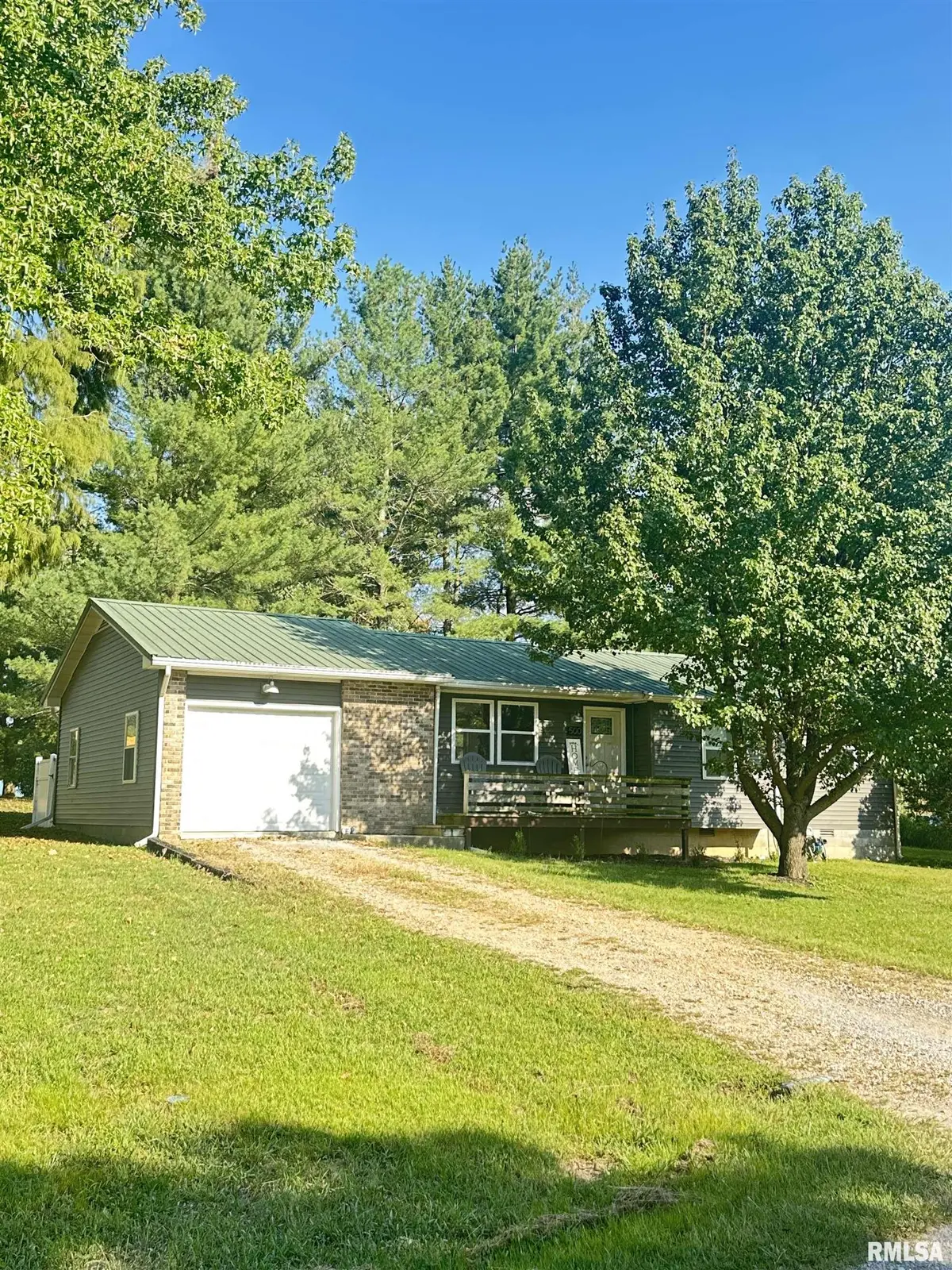 500 Alba LN, Cobden, IL 62920
