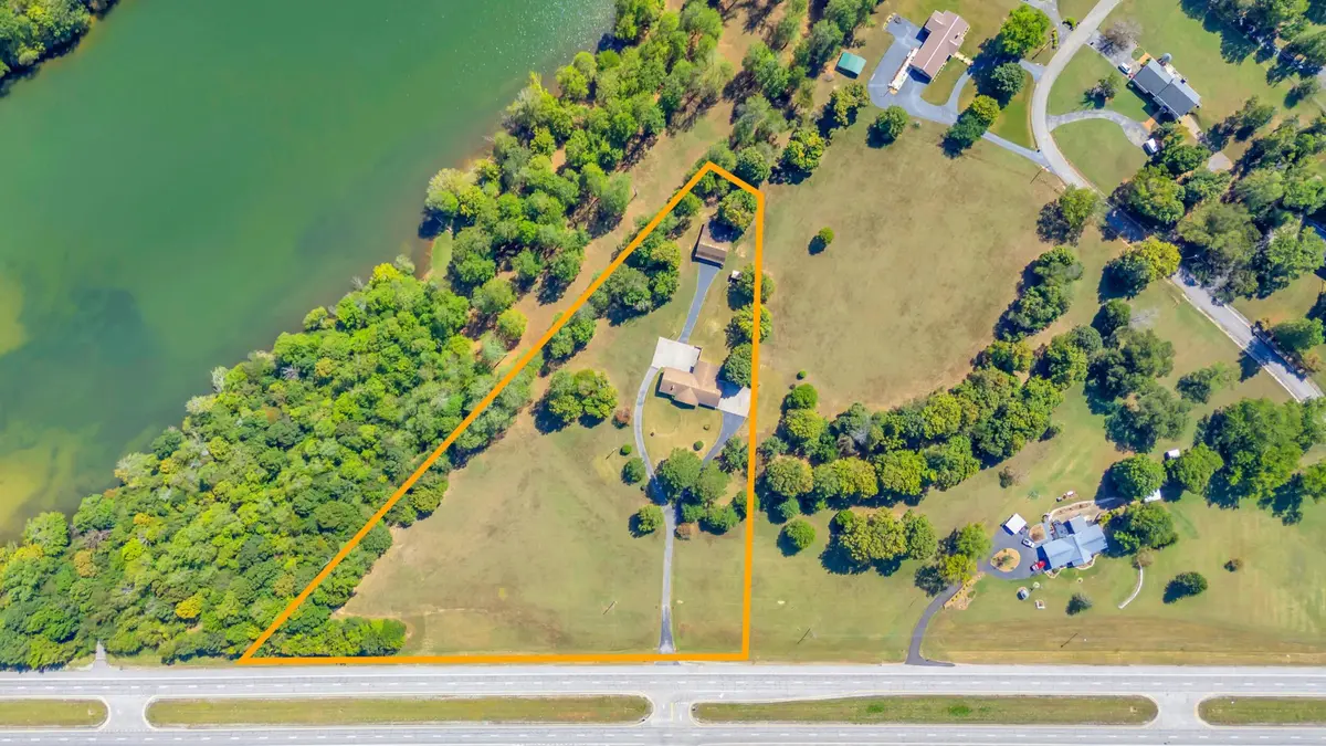 8024 Highway 58, Harrison, TN 37341