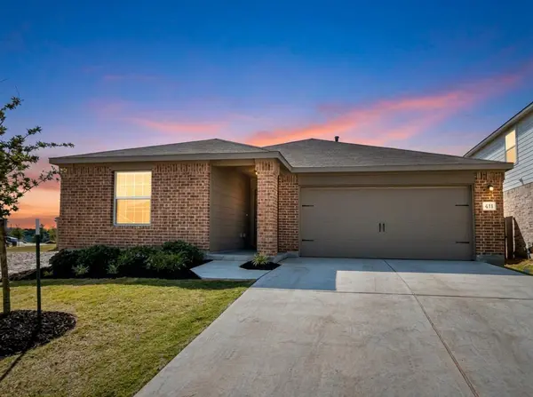 431 Sebring CIR, Hutto, TX 78634