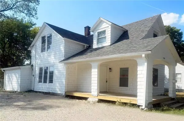 1216 S Cedar ST, Ottawa, KS 66067