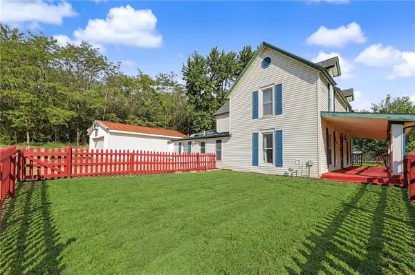 23460 Interurban RD, Dearborn, MO 64439