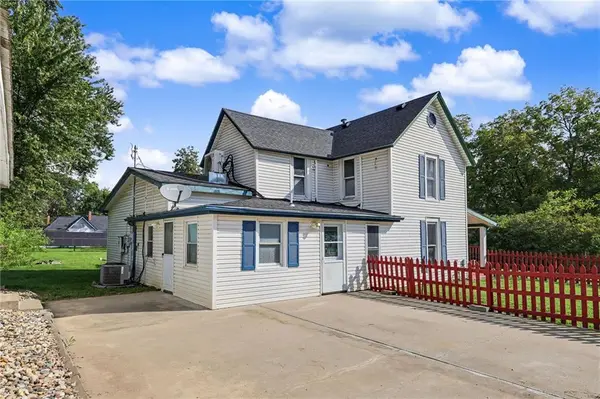 23460 Interurban RD, Dearborn, MO 64439