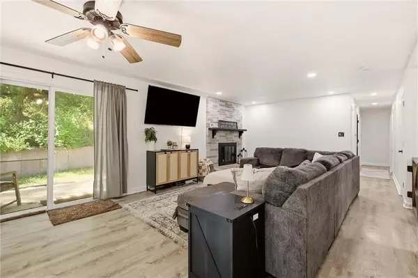 1602 Westwood DR, Leavenworth, KS 66048