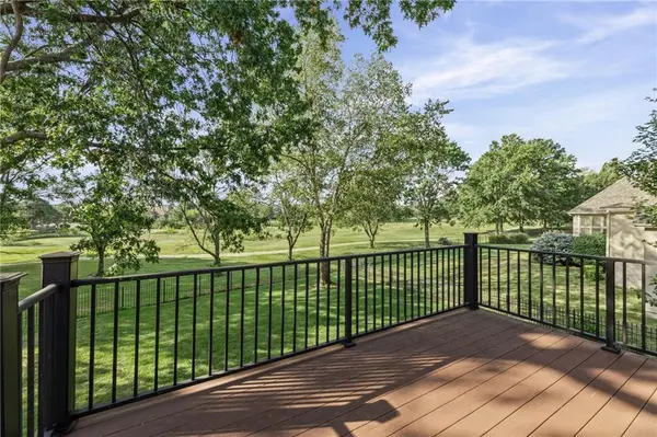 6505 W 132nd TER, Overland Park, KS 66209