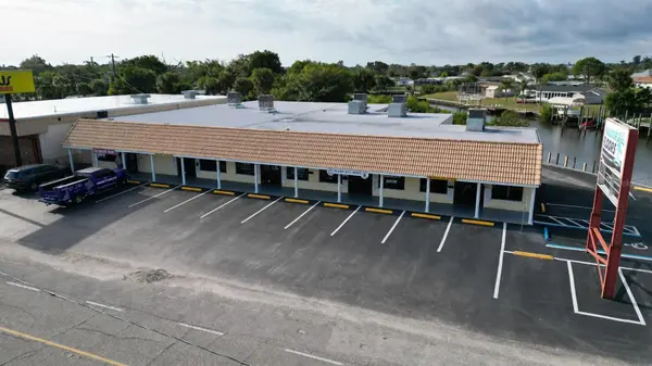 3527 TAMIAMI TRL #E, Port Charlotte, FL 33952
