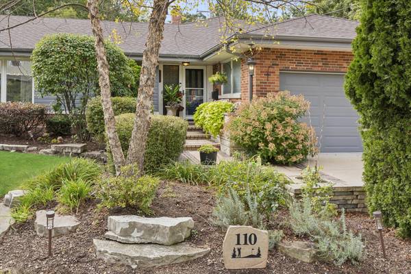 110 S Herbert RD, Riverside, IL 60546