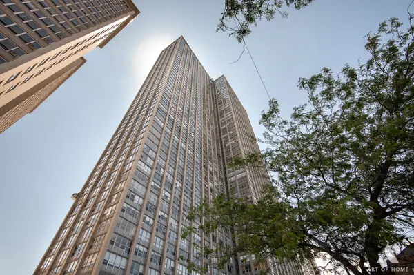 655 W Irving Park RD #2305, Chicago, IL 60613