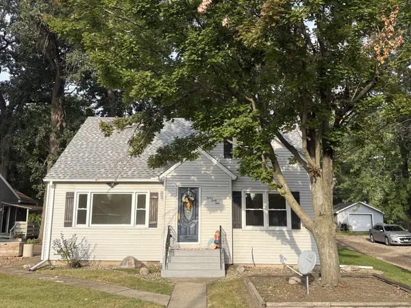 1249 Creve Coeur ST, Lasalle, IL 61301