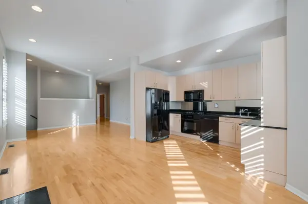 4060 S Ellis AVE #1S, Chicago, IL 60653