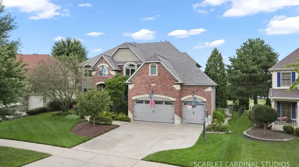 2275 Glouceston LN, Naperville, IL 60564