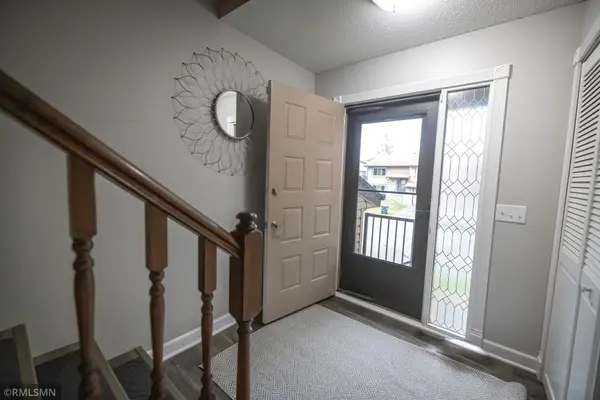 5107 148th ST W, Apple Valley, MN 55124