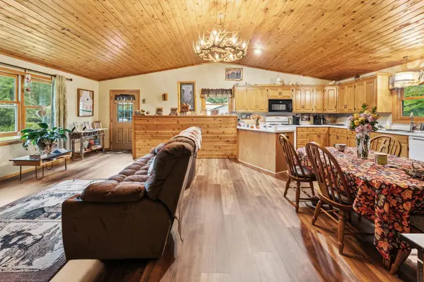 2534 Olympic ST, Brook Park, MN 55007
