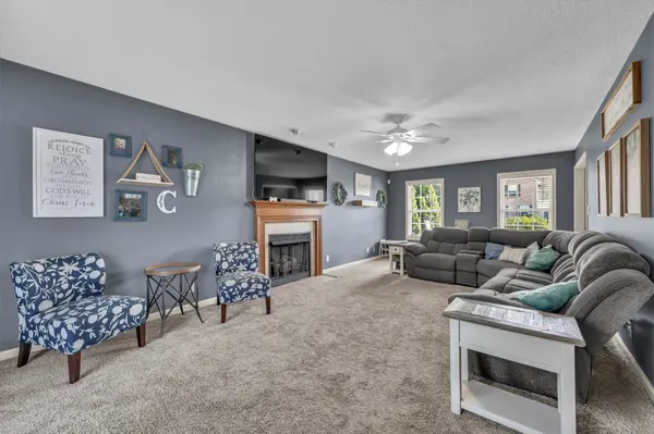 943 Commission Dr, Clarksville, TN 37042