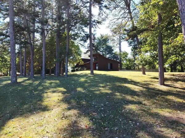 395 River Road, Decatur, TN 37322