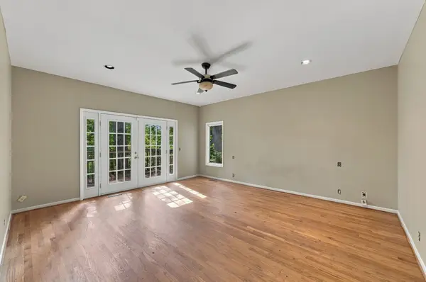 112 Harpeth Trace Ct, Nashville, TN 37221