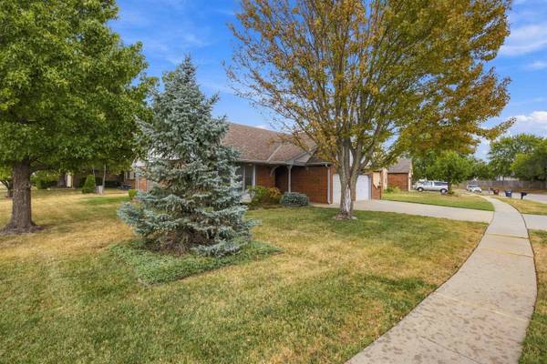 1986 S Longford St., Wichita, KS 67207