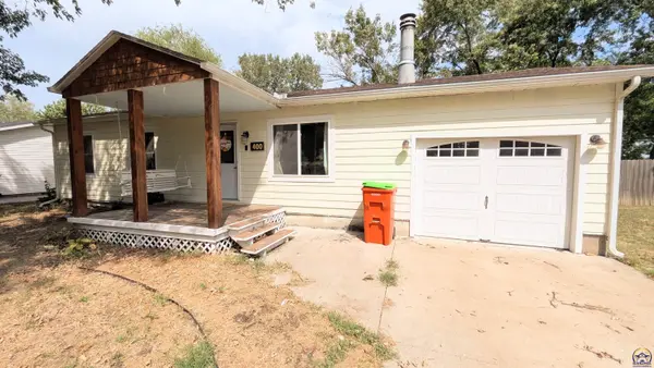 400 W 7th St, Lebo, KS 66856