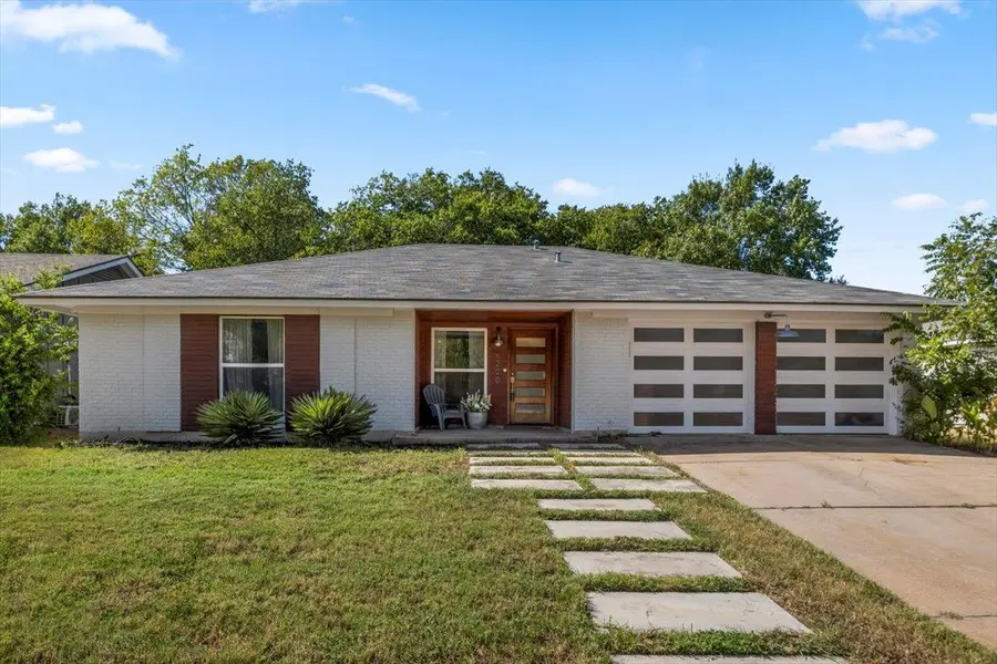6200 Blarwood DR, Austin, TX 78745