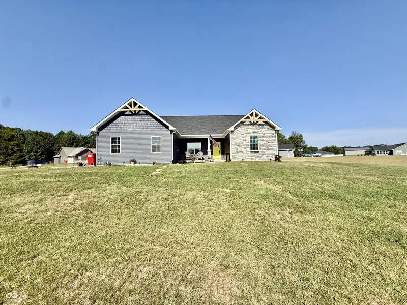 2540 W Grubb LN, Covington, IN 47932