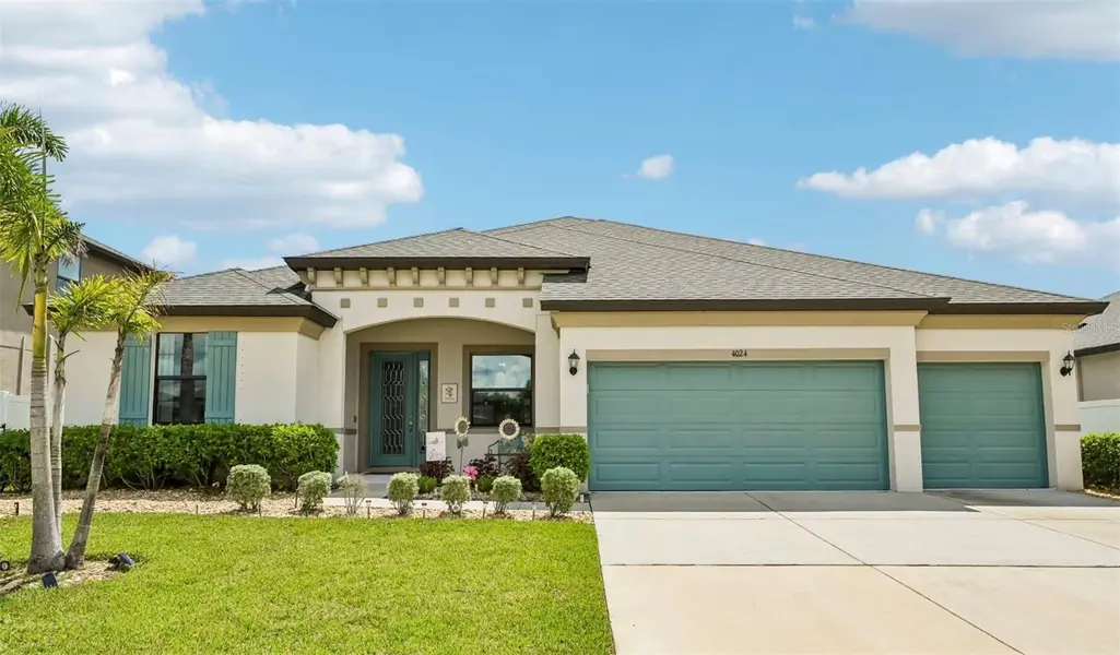 4024 SALIDA DEL SOL DR, Sun City Center, FL 33573