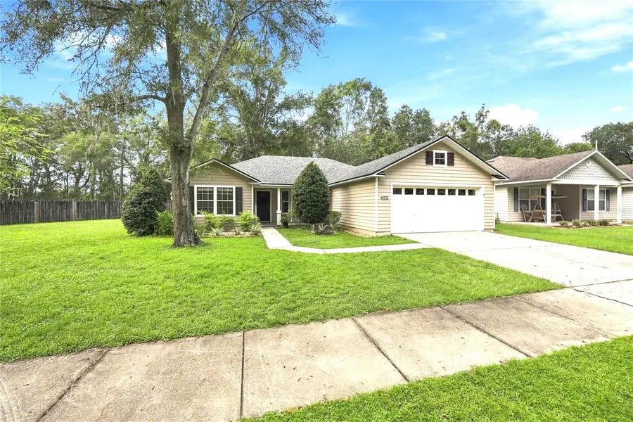 12104 NW 162ND DR, Alachua, FL 32615