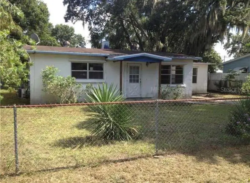 2612 SMITHTOWN DR, Lakeland, FL 33801