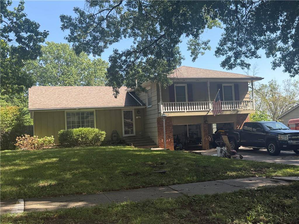 11243 Grand AVE, Kansas City, MO 64114